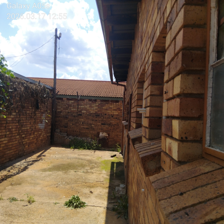Commercial Property for Sale in Promosa North West